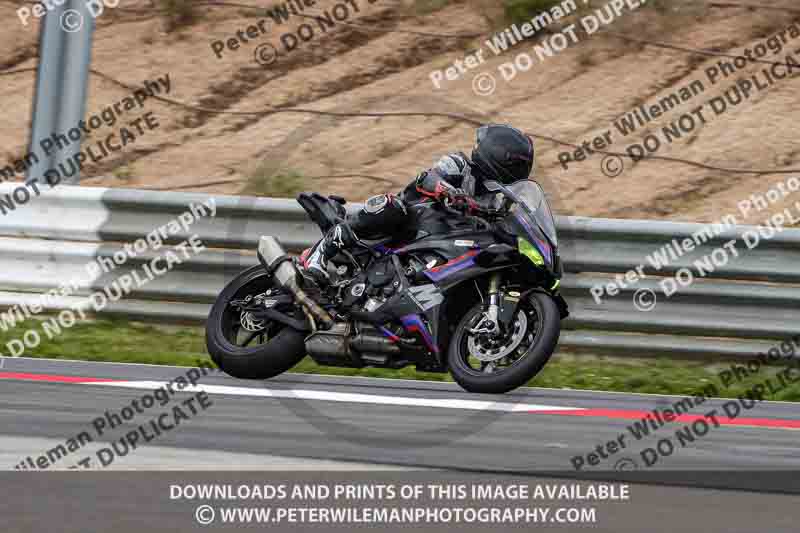 cadwell no limits trackday;cadwell park;cadwell park photographs;cadwell trackday photographs;enduro digital images;event digital images;eventdigitalimages;navarra;no limits trackdays;peter wileman photography;racing digital images;trackday digital images;trackday photos